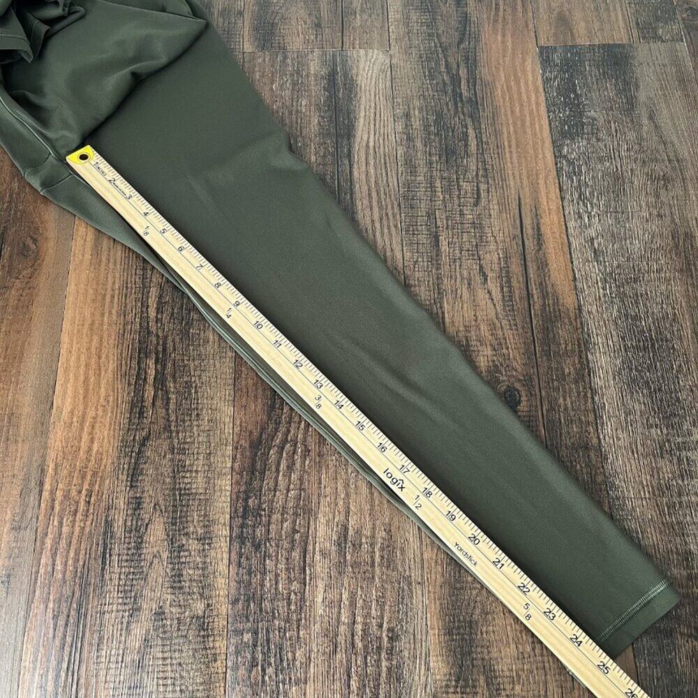 Aerie Offline Real Me 7/8 Legging Hi Rise Stretchy Soft Comfy Size Medium Olive - Picture 12 of 14